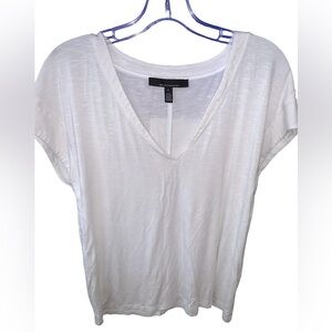 White House Black Market White Short Sleeve V-Neck Top Size Large